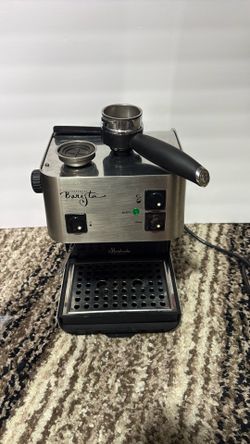 Barista Starbuks espresso machine