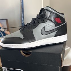 Air Jordan 1 Mid (GS)