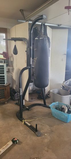 Tapout Punching Bag And Speed Bag W/Stand