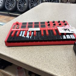 Akai Mixer 