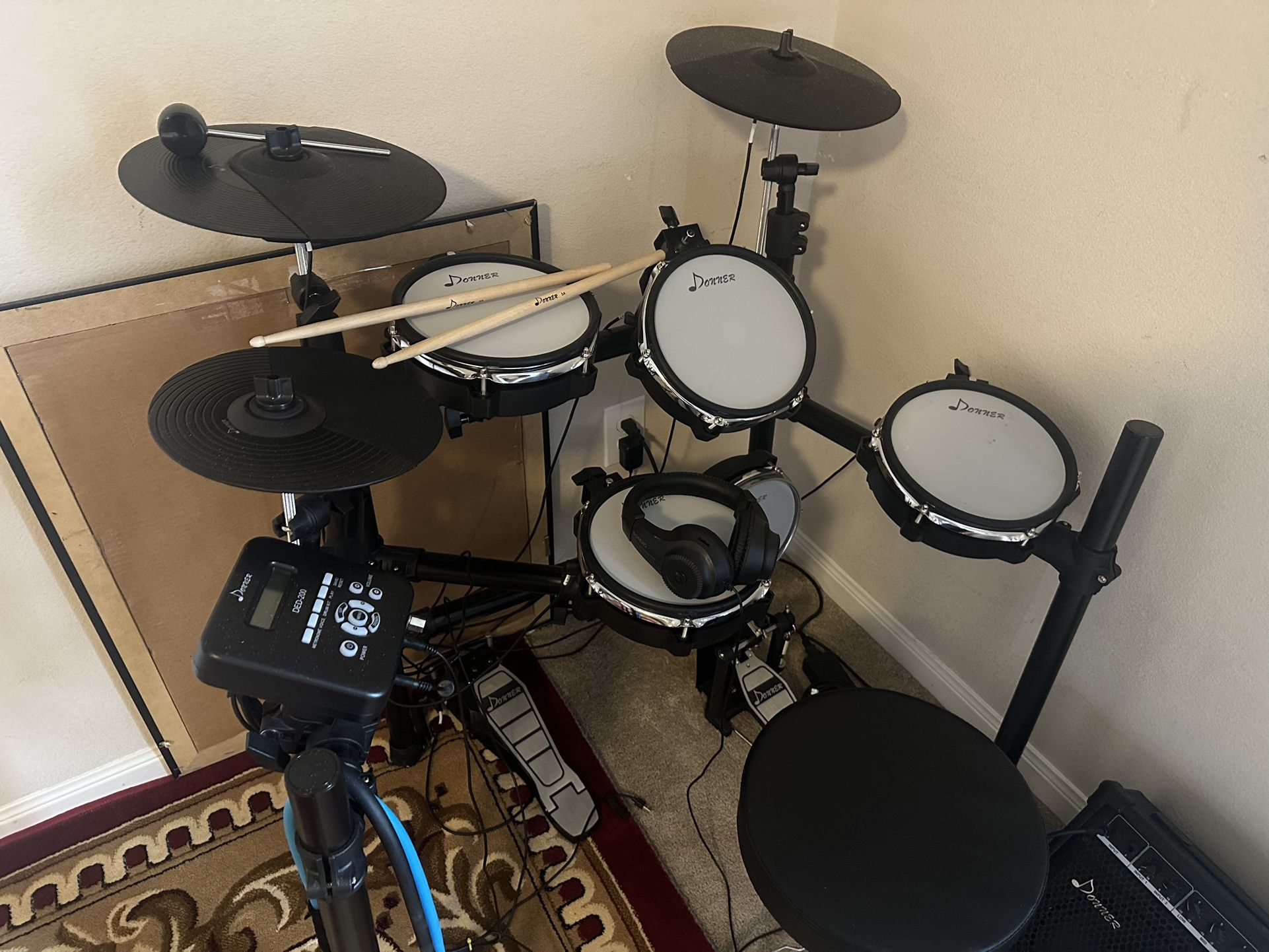 Electric Drum Set, Donner DED200 Mesh Head Electronic Drum Kit for