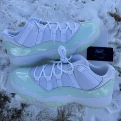 Jordan 11 Igloo sz 9.5M