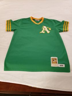 Rollie Fingers 34 baseball jersey A's size 52