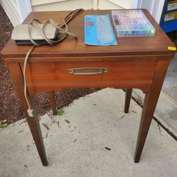 Vintage SINGER Sewing Table