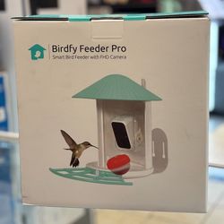 Upgraded 1.5L Smart Bird Feeder Camera with AI Identify for 10000 Plus Species, Auto Capture with Real-time Notifications, Ideal Gift for Bird Lovers