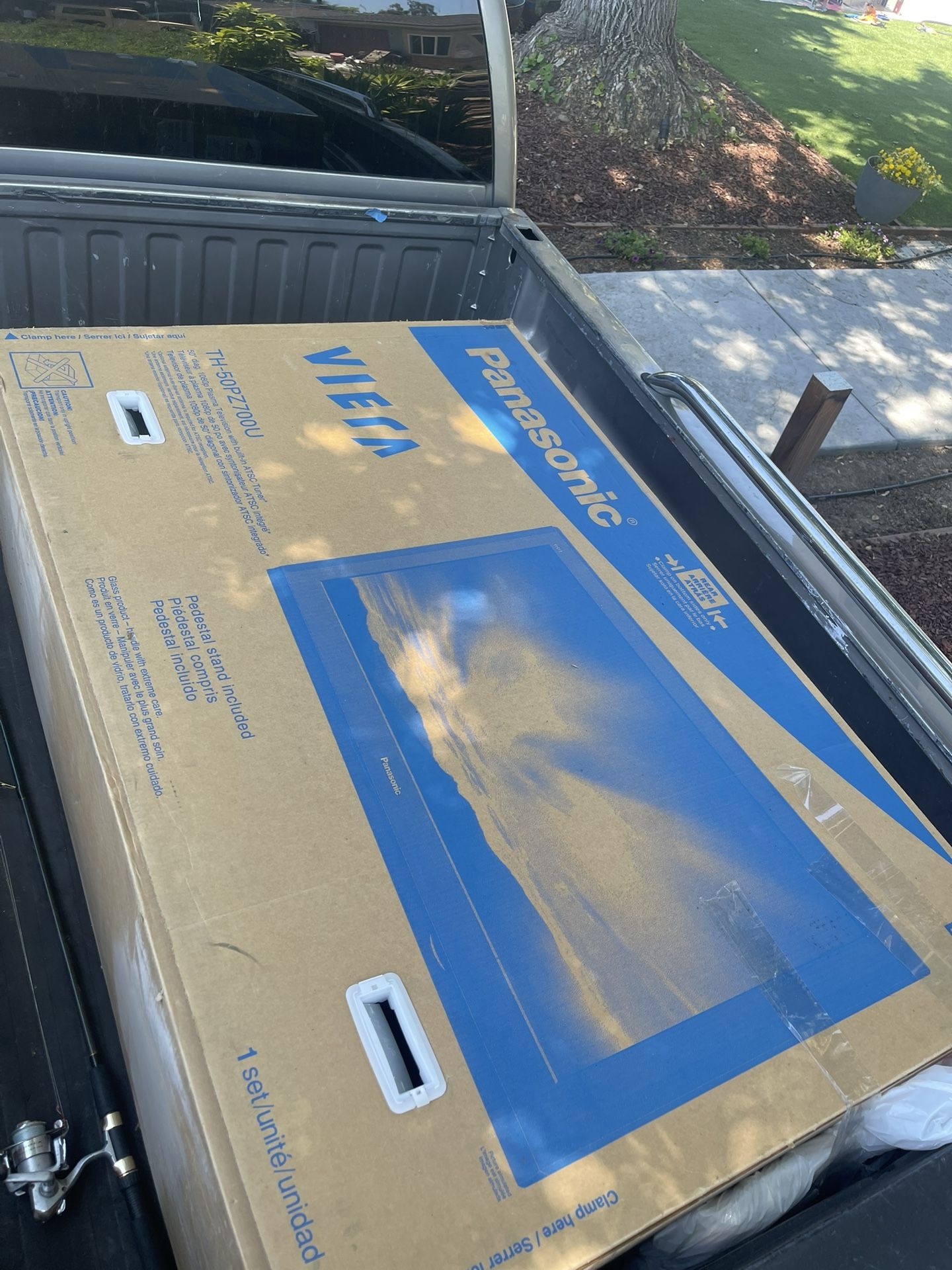 panasonic VIERA TH‑50PZ700U (50″ Plasma HDTV) Brand New