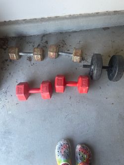 25 pound weights 10 pound weights and 15 pound weight