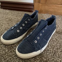 Corkey’s slip on shoes Sz.10