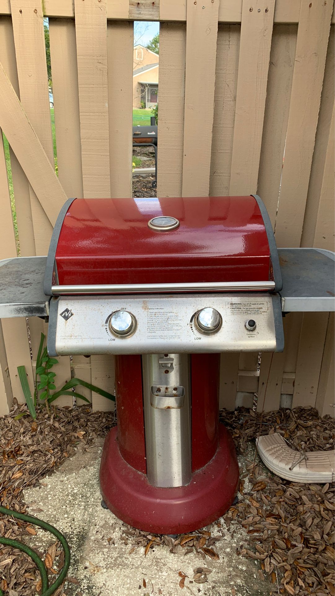 Gas grill for Sale in Winter Springs, FL OfferUp
