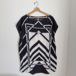 Vintage Shirt/Dress Black And White 