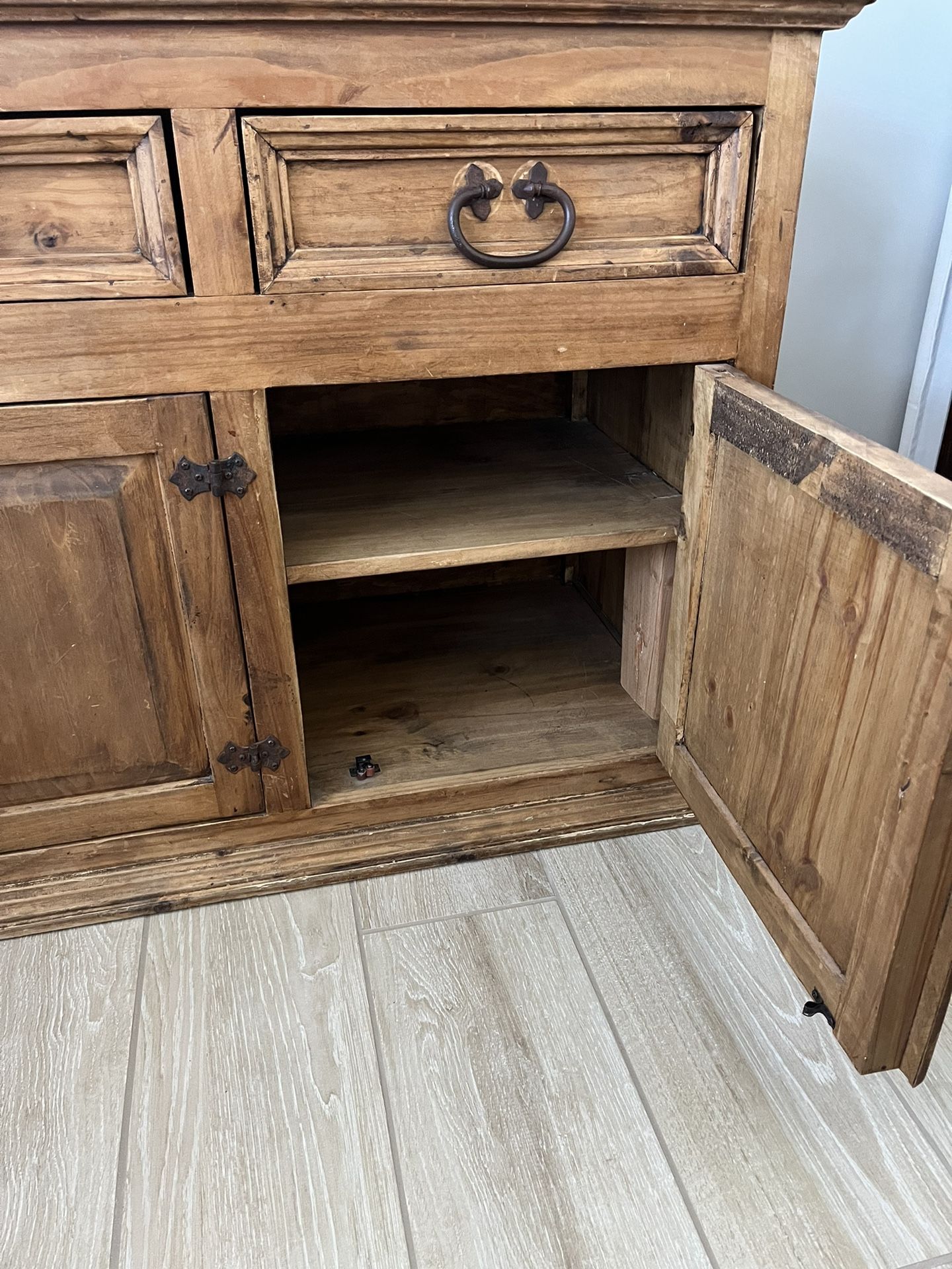 Beautiful Mexican Pine Dresser Buffet for Sale in Gilbert, AZ OfferUp