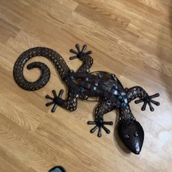 Lizard Wall Mountanble Item