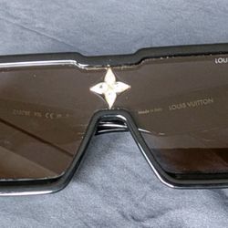LOUIS VIUTTON CYCLONE SUNGLASSES 