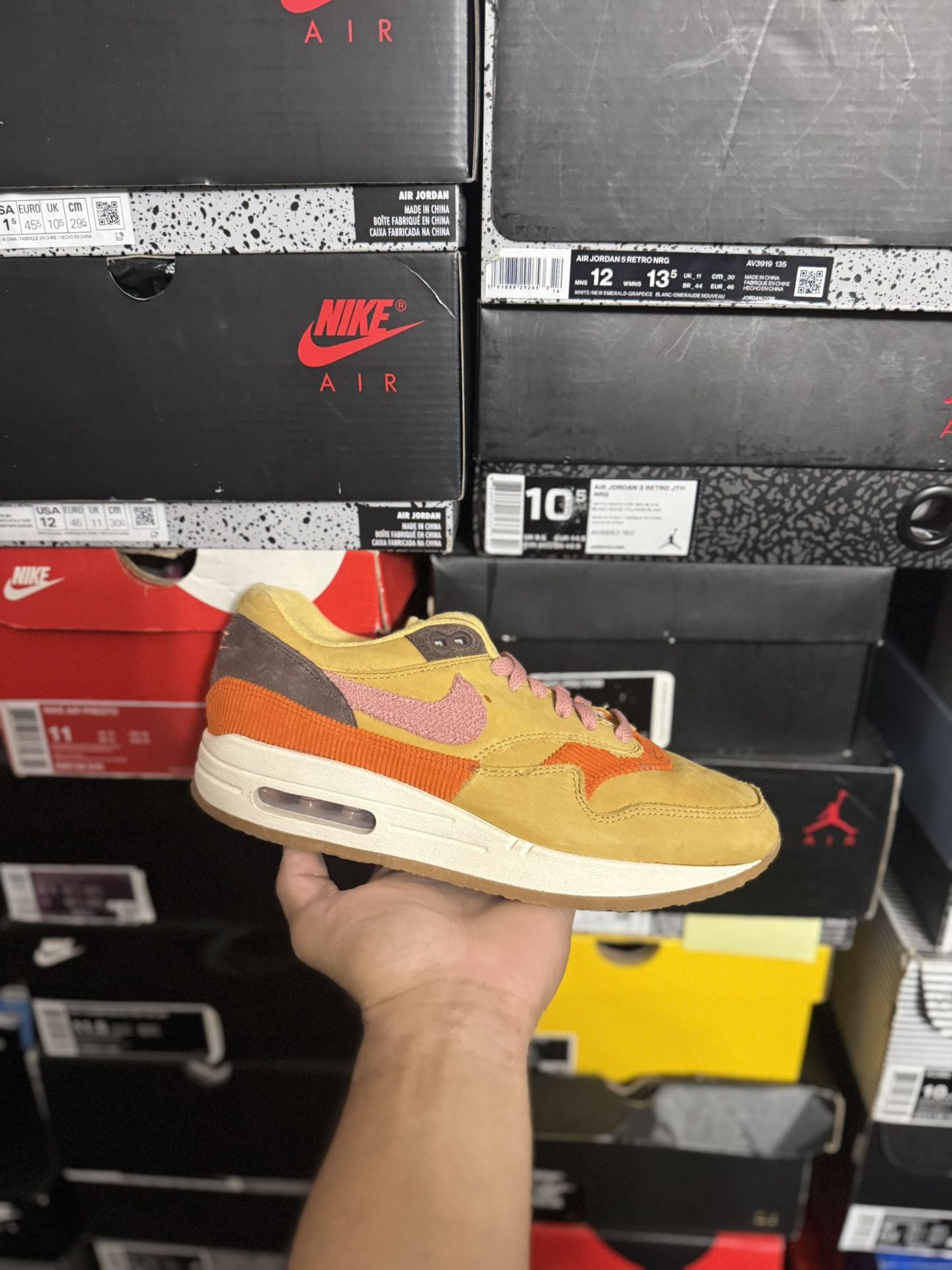 Nike Air Max Crepe Wheat Gold Rust P size 8W VNDS