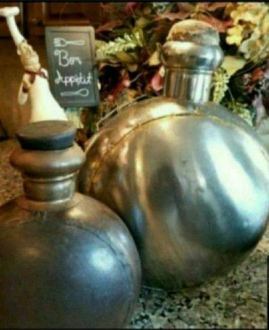 Two Large Unique Decorative India Made Large Vases.
Please visit our other items.
