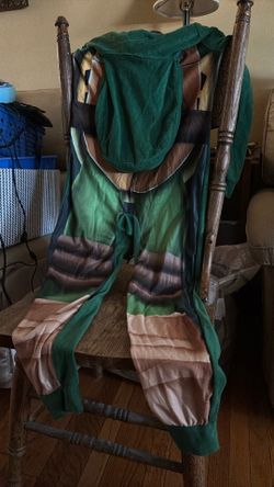 TMNT Pjs (size 10/12)