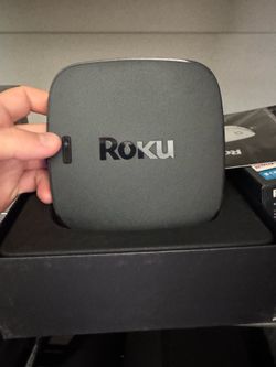 New Roku Ultra 4K/HD/HDR Streaming Media Player 4661R- Black