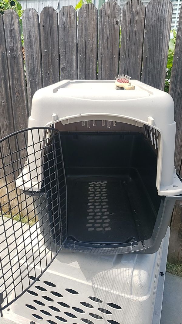 GRREAT CHOICE LARGE DOG CRATE for Sale in Sacramento, CA OfferUp