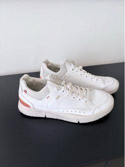 Women’s Sneakers