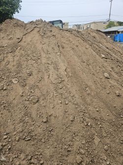 Free clean dirt delivery free