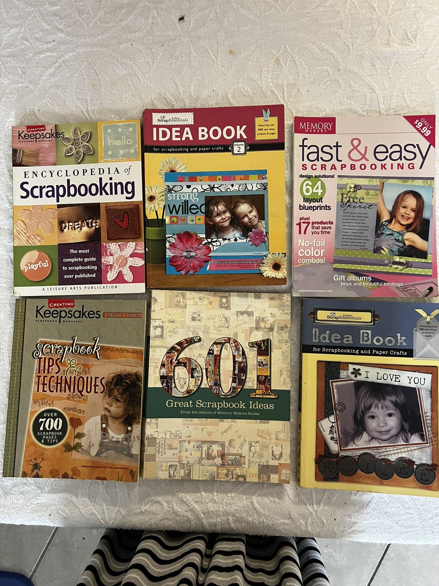 Scrapbooking Books