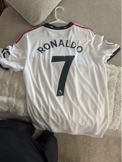 Ronaldo 7 medium jersey