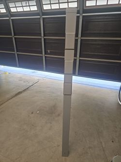 Orbit Post 60"