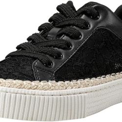 New Shoe Brand Name Size 8