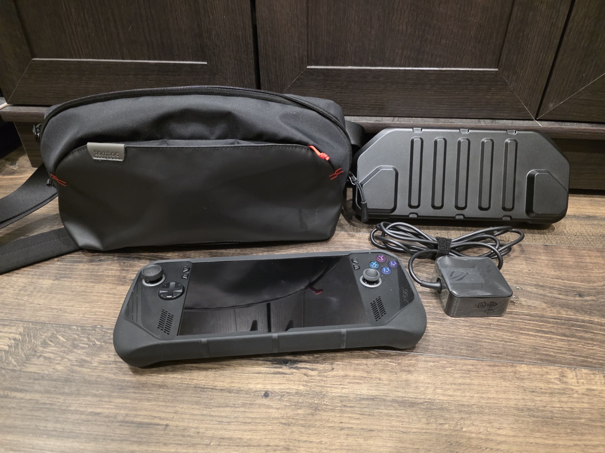 Asus Ally Rog X 2024 Release Z1 Extreme 24gb Ram Plus Carry Case