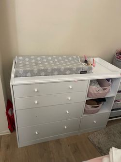 Baby Dresser/Changing Table