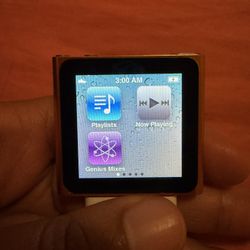 Apple ipod model A1366 orange 