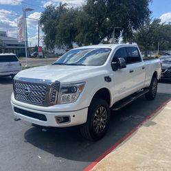 2017 Nissan Titan
