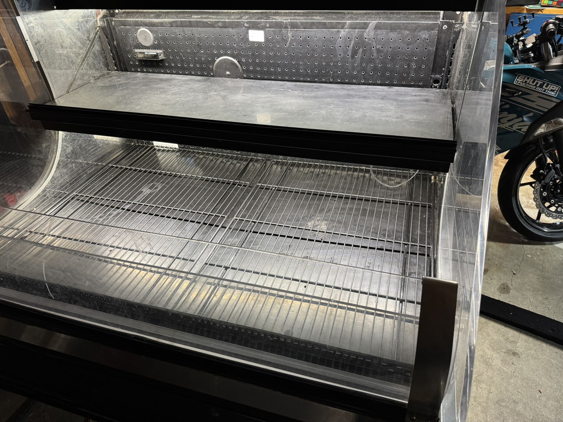 Display Cooler Merchandiser - Kysor Warren