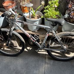 Hard Rock Specialized Bike