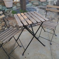 Patio Furniture In Great Condition