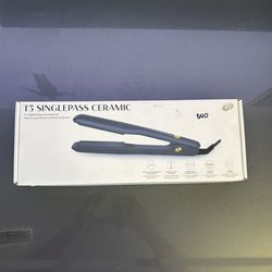 T3 SinglePass StylePlus 1‑inch Flat Iron