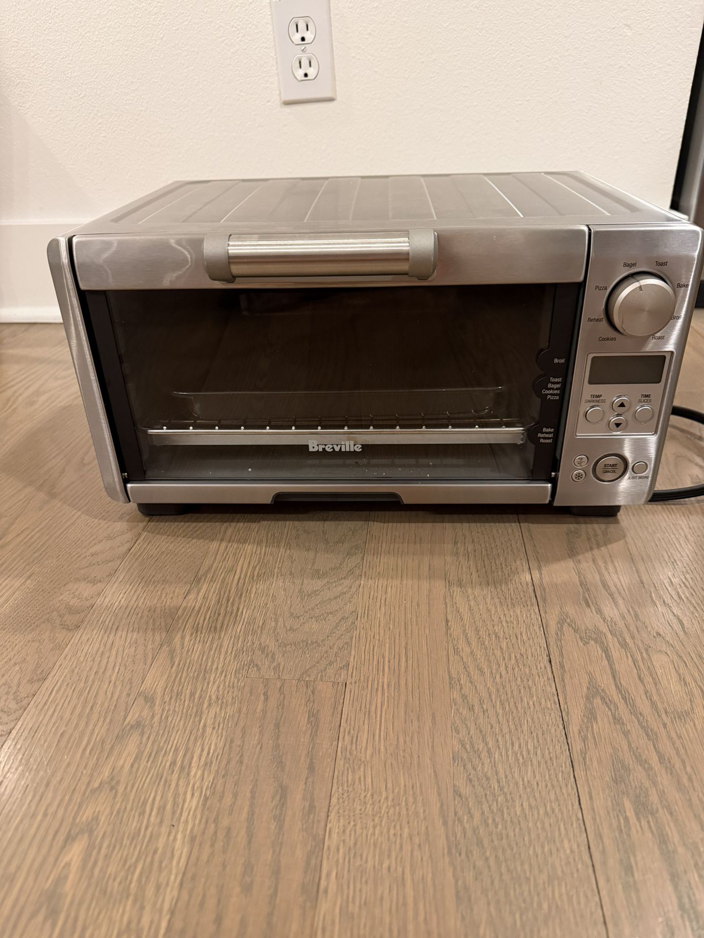 Breville BOV450XL Mini Smart Countertop Oven and Toaster Oven, Small, Brushed Stainless Steel