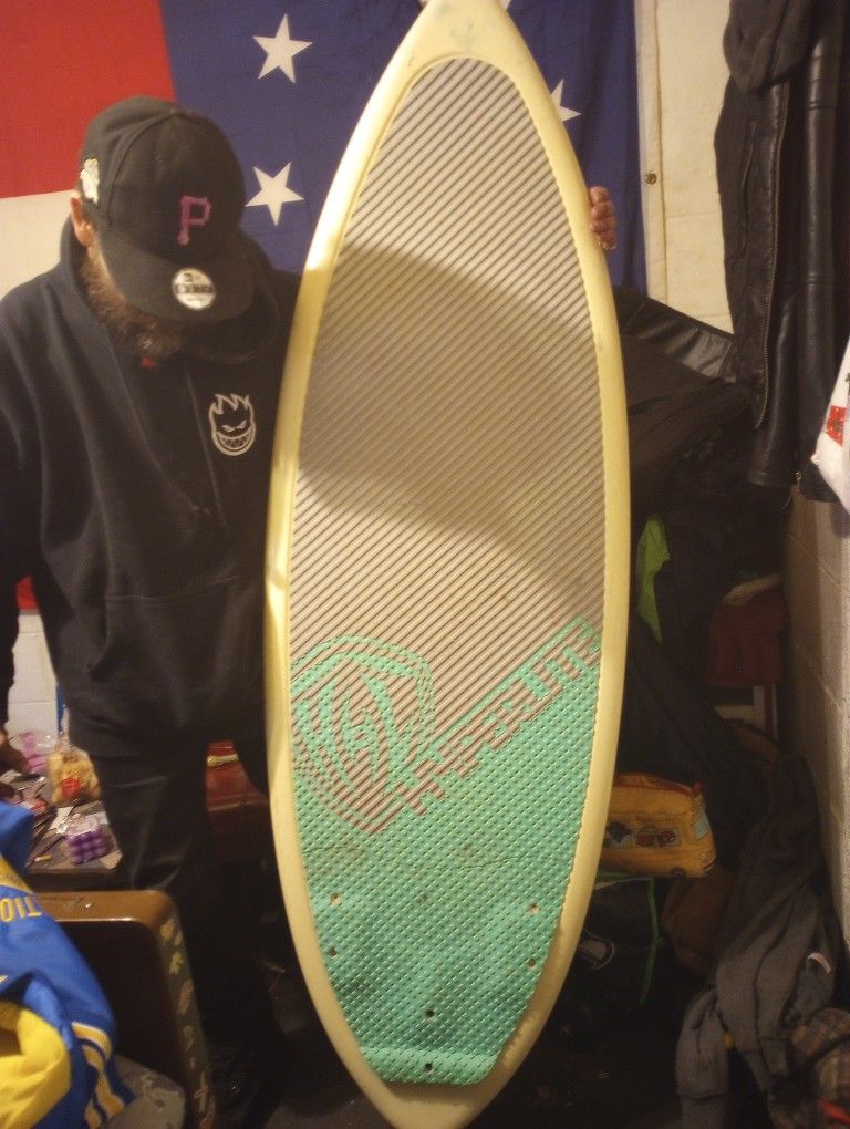 Wakesurfer Hi-Fi 5.6 Surfboard