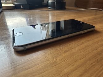 🔧 iPhone 6 S - Locked, For Parts or Repair – Good Condition