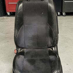 2002 LEXUS IS300 DRIVER SEAT FRONT LEFT SIDE W/ HEADREST BLACK OEM