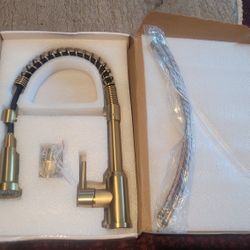 KITCHEN FAUCET