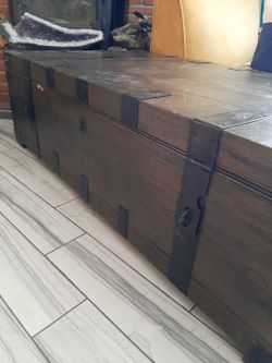 Restoration Hardware Trunk Extra-Large
