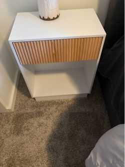 White Fluted nightstands set of 2