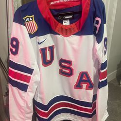 USA Tkachuk Olympia Hockey Jersey Size Large 