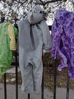 Spiderman costumes gently used and more+ a free toy