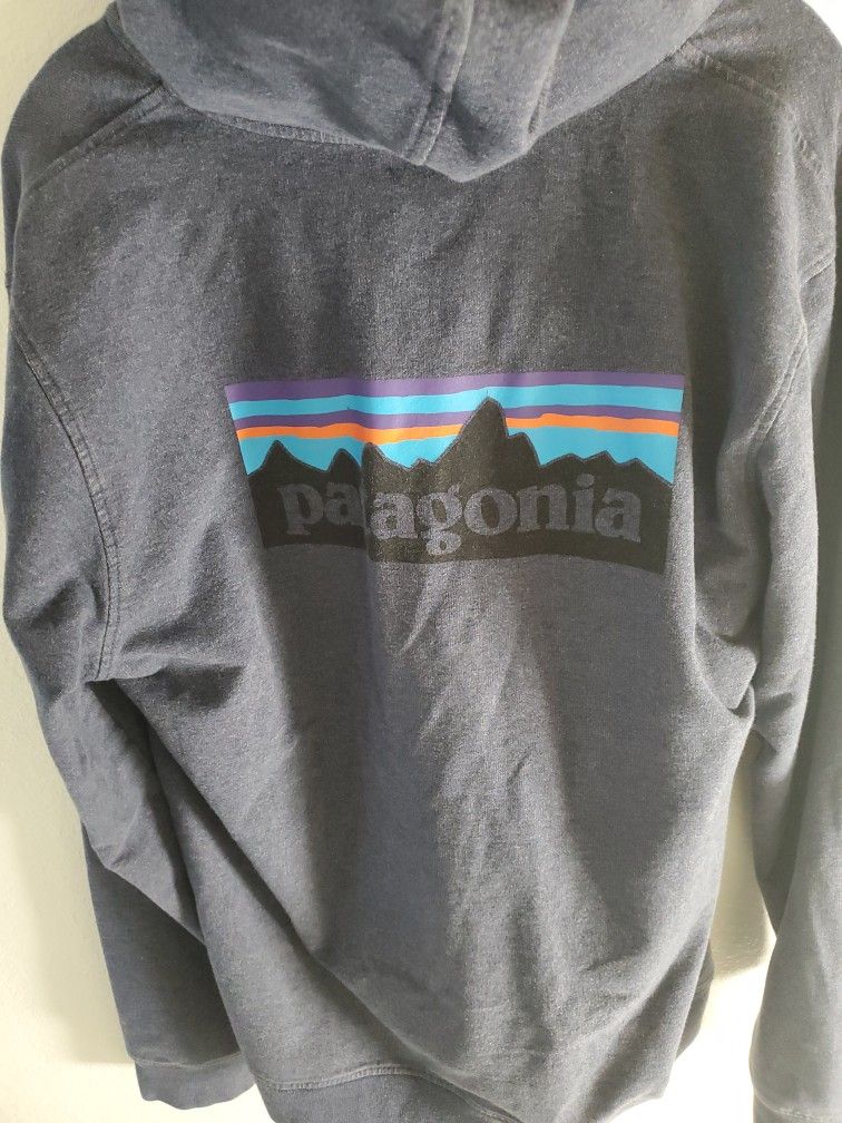 Patagonia Full Zip Hooded SS. Men's L.