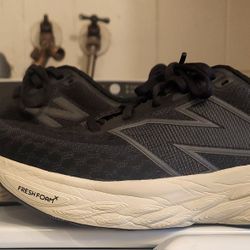 New Balance Runing Shoes