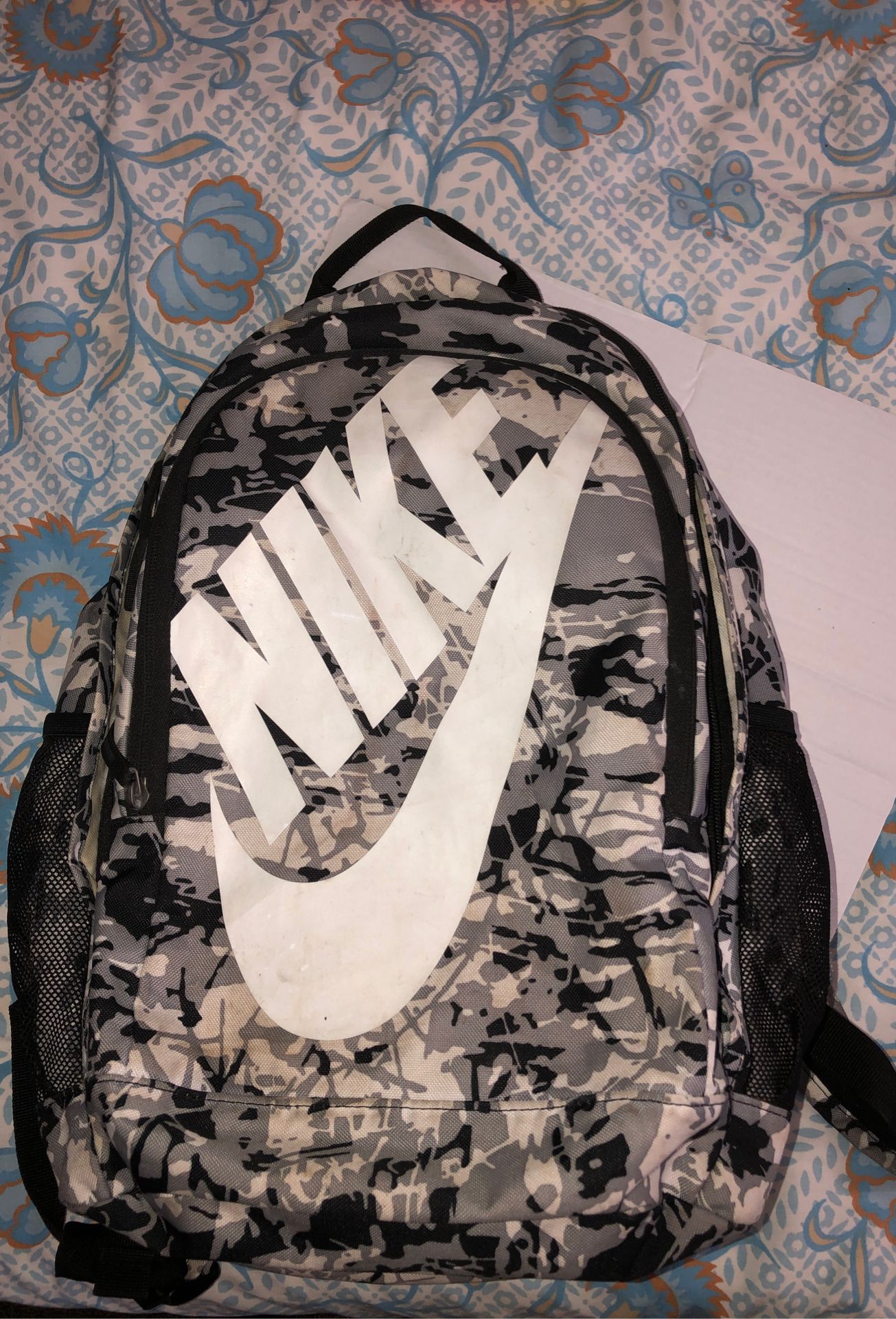 nike camo backpack