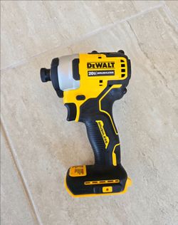 DeWALT 20V Brushless Impact Driver