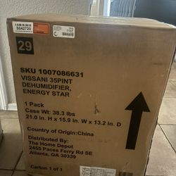 Dehumidifier 35pt. (3000sq ft) NEW IN BOX